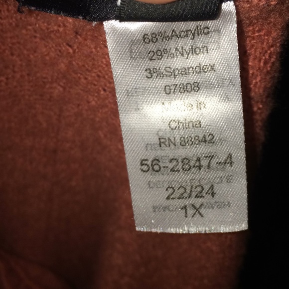 Plus size poncho tunic sweater - Picture 4 of 5